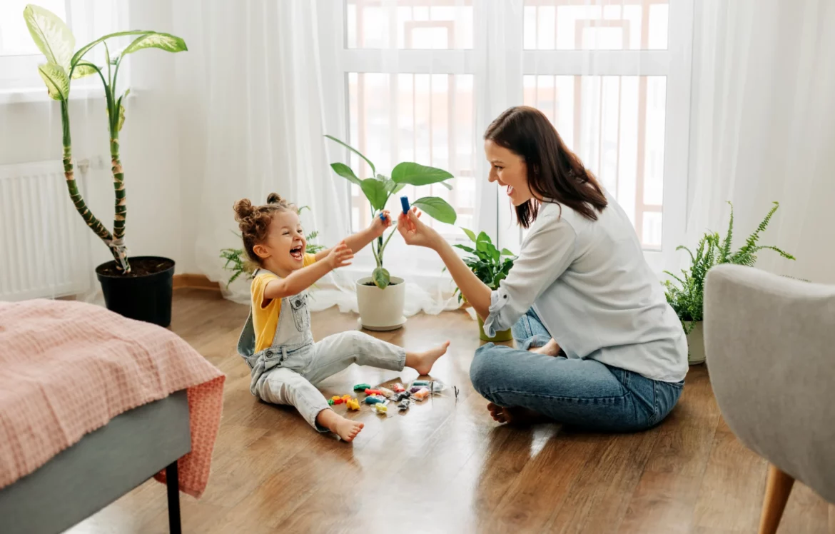 mom-little-daughter-choose-colorful-plasticine-game-concept-preschool (1)